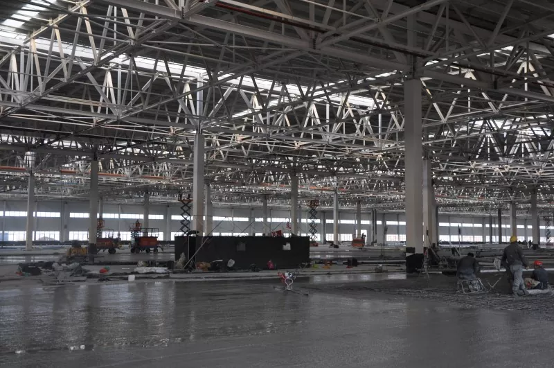 Por que a construción de fábricas de fabricación electrónica de marcos de aceiro se está a converter na opción preferida para os proxectos industriais modernos?