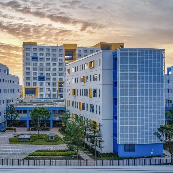 Escola de construción de aceiro de varios pisos