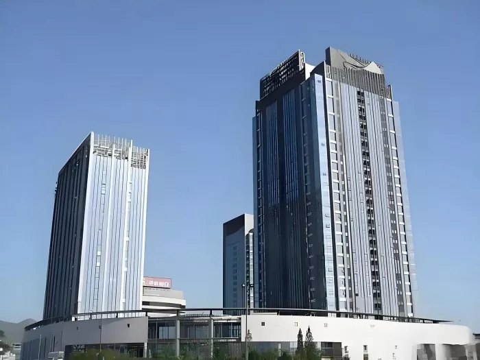 Armazón de aceiro, edificio alto