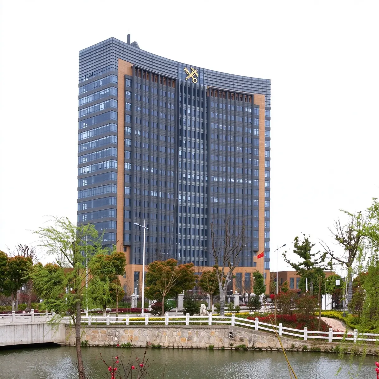Edificio de Aduanas con estructura de aceiro
