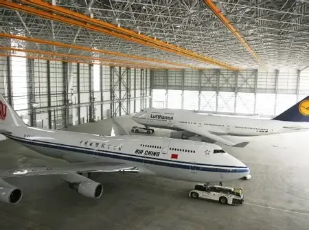 Hangar de mantemento de estruturas de aceiro