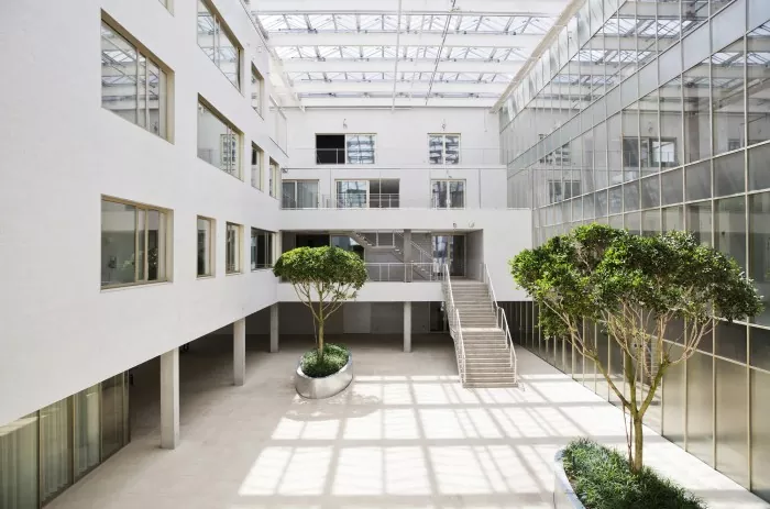 Hospital psiquiátrico de estrutura metálica